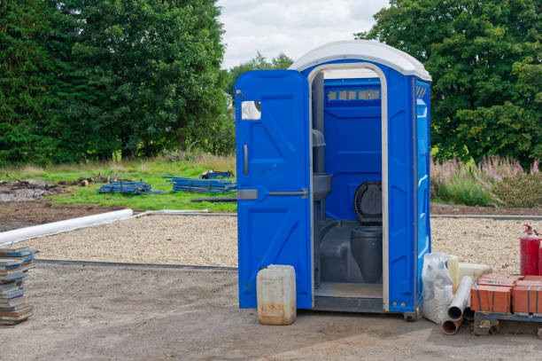 Best Portable Restroom Maintenance and Cleaning  in Emporia, VA